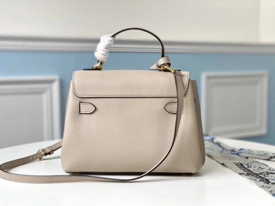 Frstbag ru LOUIS LOCKME BB VUITTON EVER MM 0815